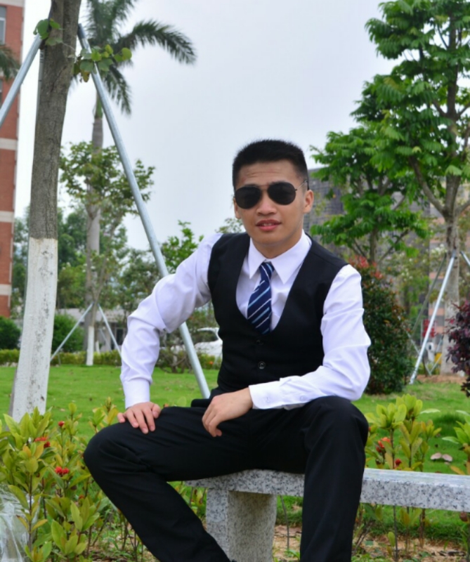 胡伊旗的第一张照片--汕头认干亲服务网