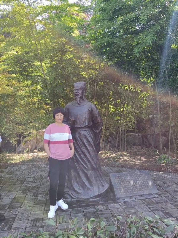 秋天的菊花的第一张照片--汕头认干亲服务网